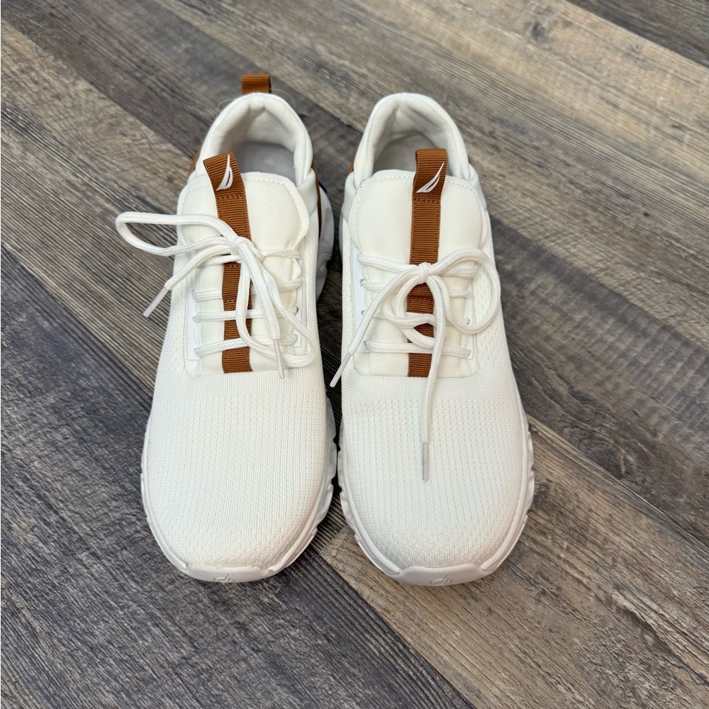 Nautica Chiatica Lace Up Jogger Sneakers Shoes 8.5